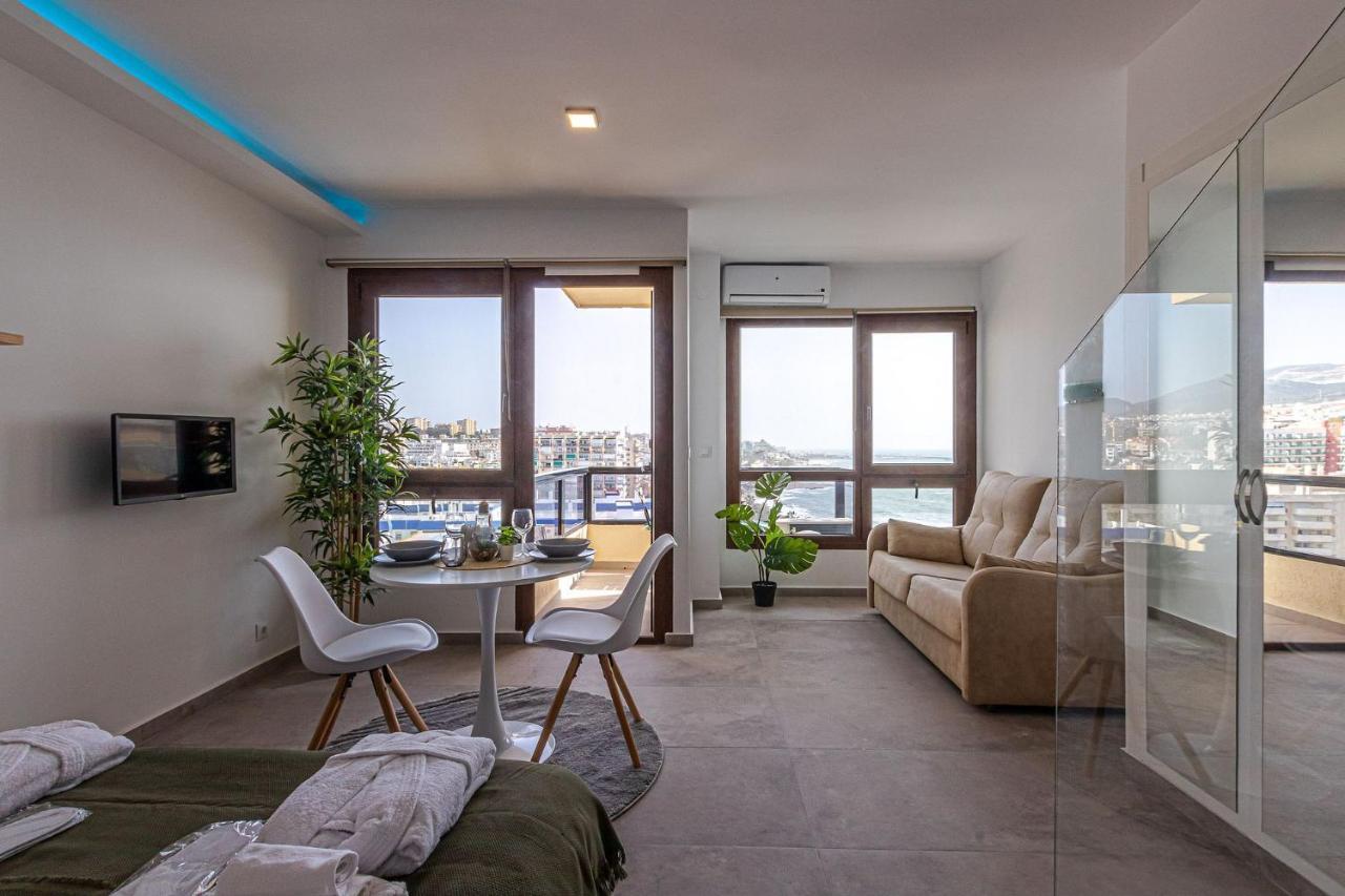 Beachfront With Spectacular Views And Swimming Pool เบนัลมาเดนา ภายนอก รูปภาพ