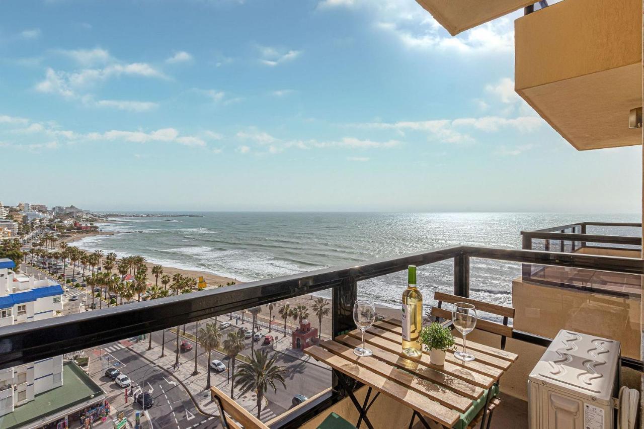 Beachfront With Spectacular Views And Swimming Pool เบนัลมาเดนา ภายนอก รูปภาพ