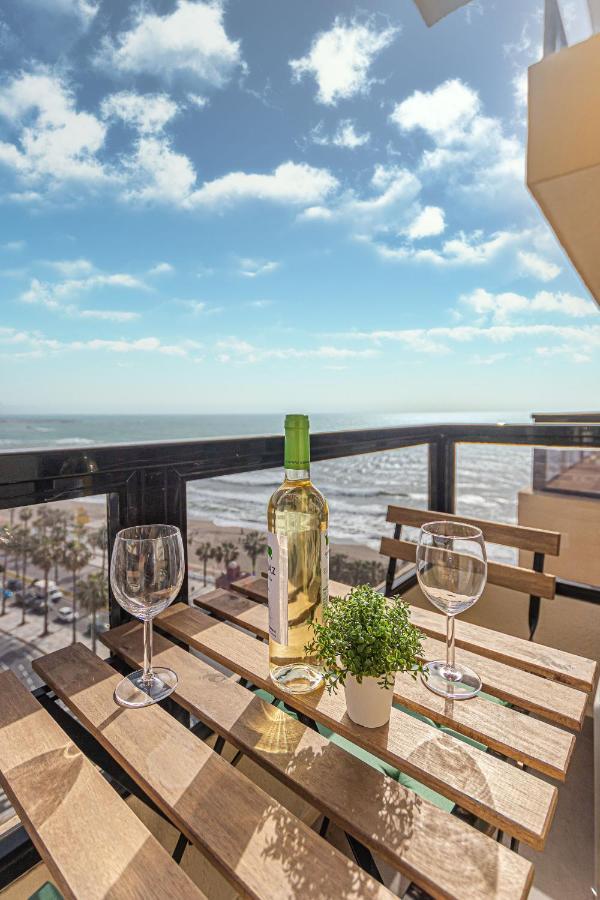 Beachfront With Spectacular Views And Swimming Pool เบนัลมาเดนา ภายนอก รูปภาพ